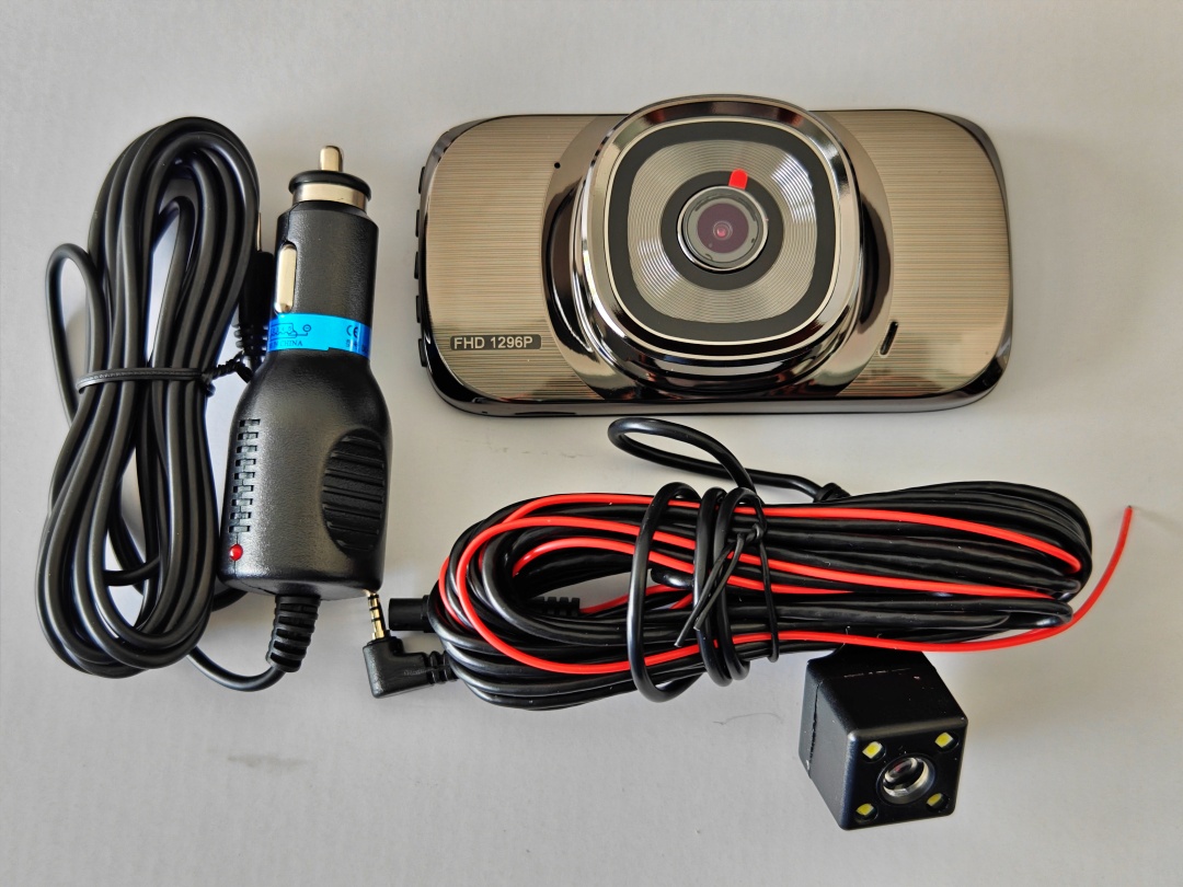 GT400 กล้องหน้าหลัง
